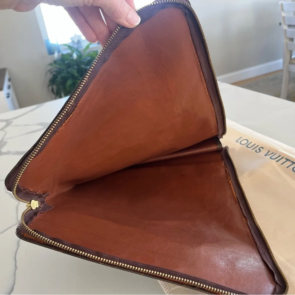 Louis Vuitton Vintage 1982 Monogram Poche Document Portfolio Laptop Sleeve Pouch